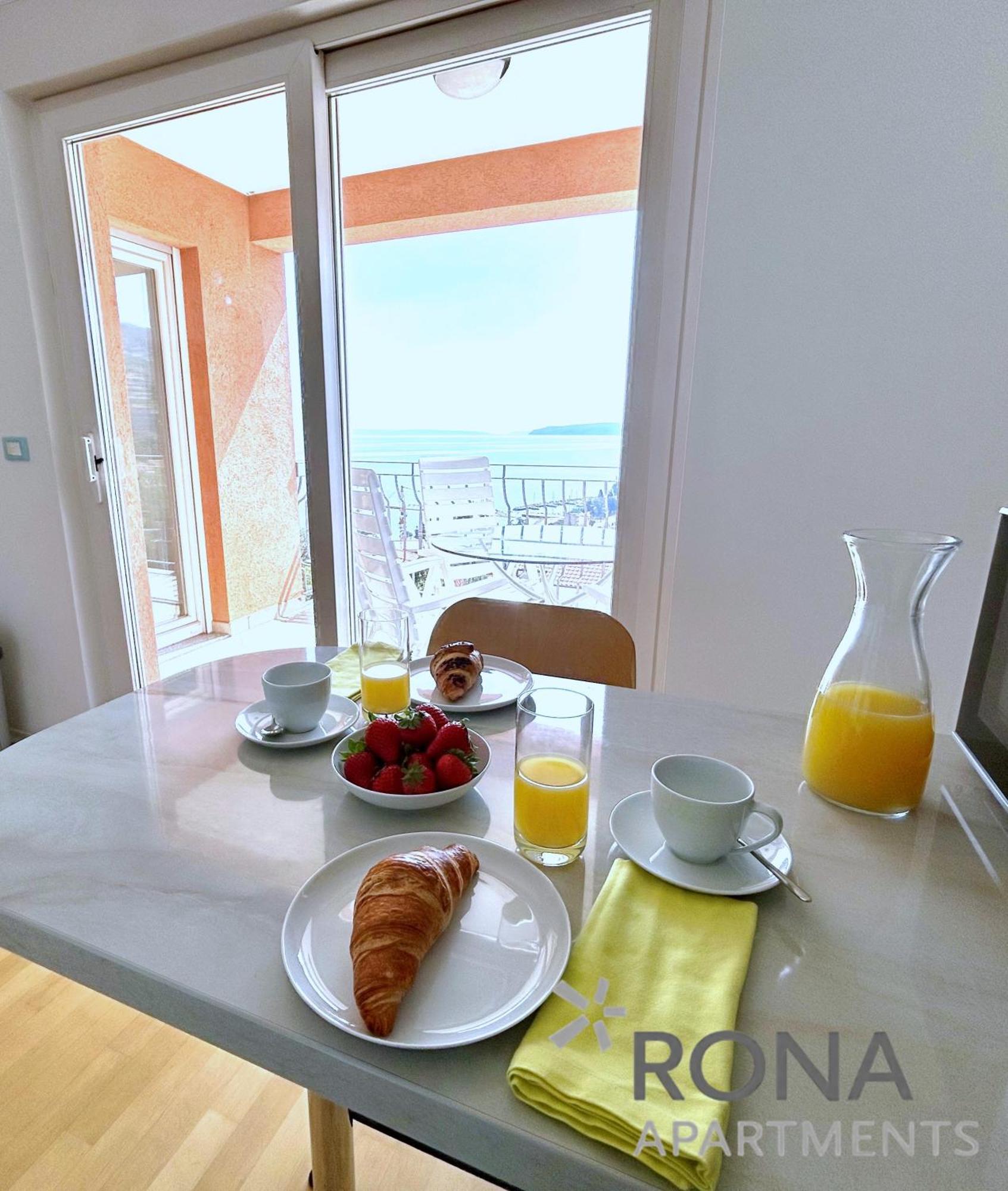 Rona Spacious Apartment With A Panoramic View Ičići 外观 照片